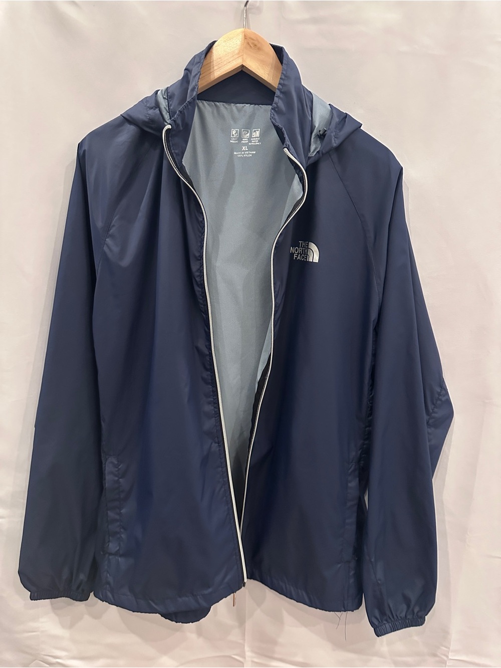 North Face Navy Unisex Hooded Windbreaker - Picture 4 of 7